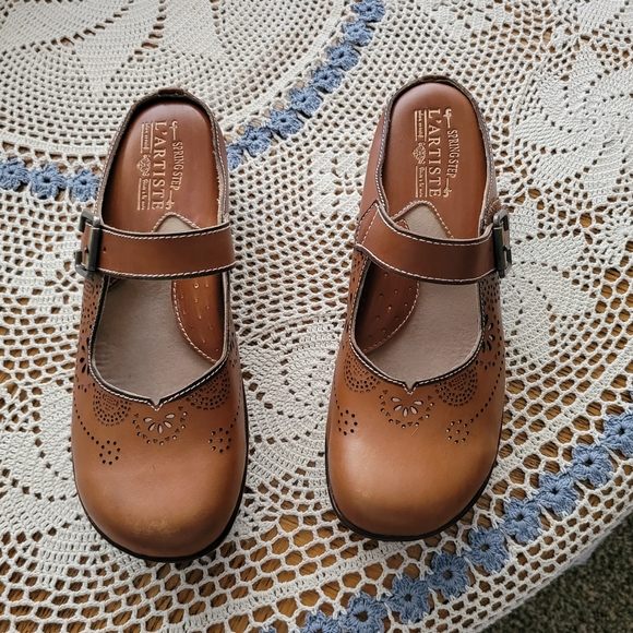 L'artiste Shoes - Spring Step by L'Artiste Clogs